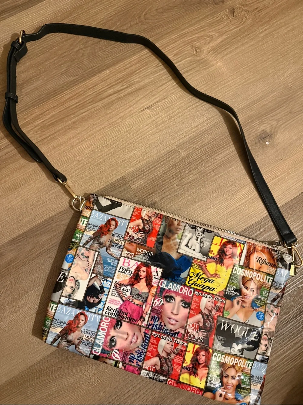 Magazine Cover Print Crossbody Bag in Multicolor